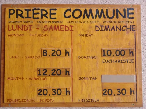 Gottesdienstzeiten in Taizé Gottesdienstzeiten in Taizé